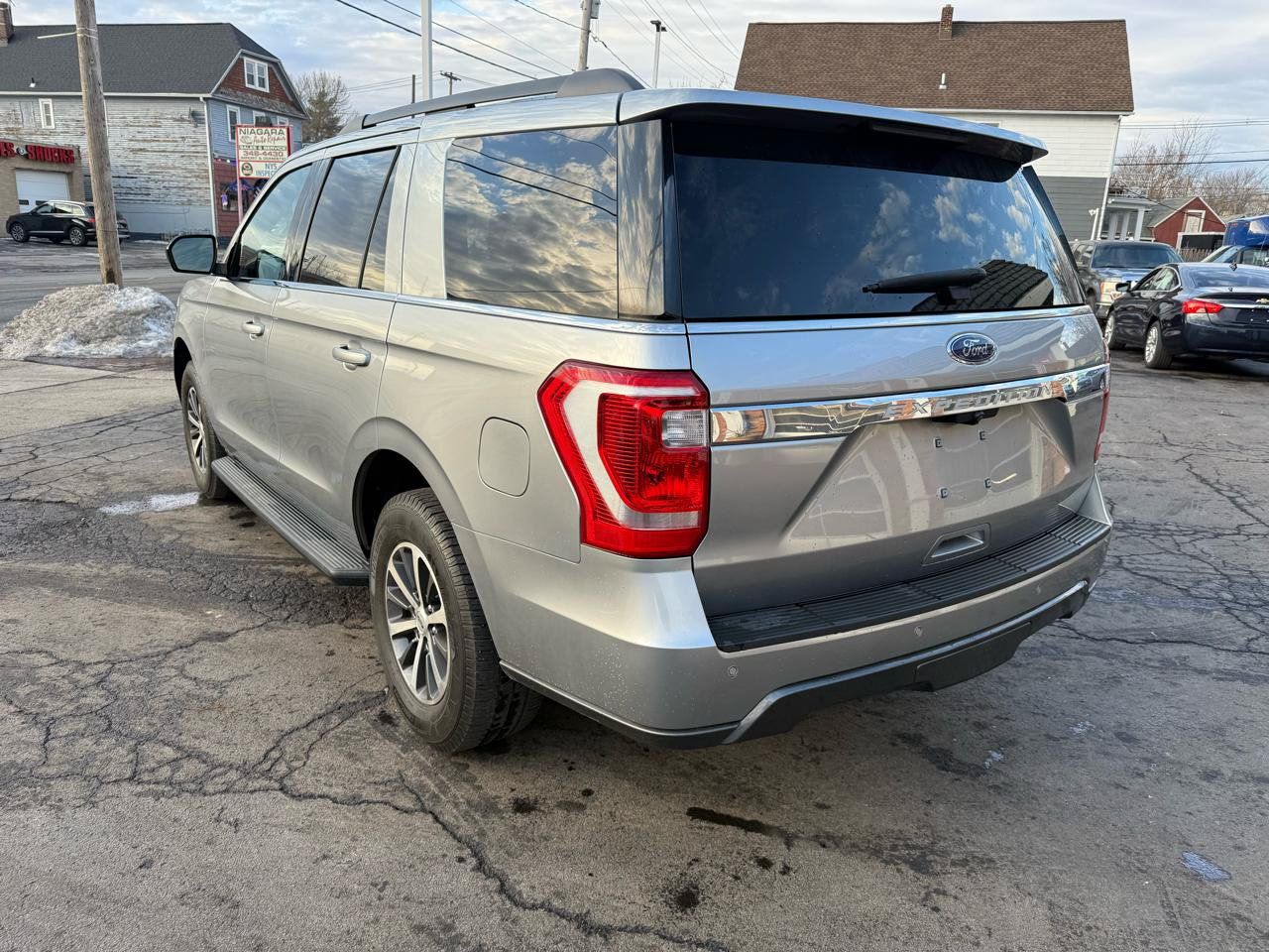 Used 2020 Ford Expedition XL AWD/4WD image 7