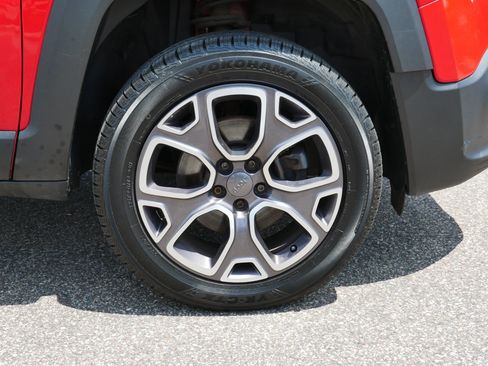 Used 2015 Jeep Renegade Limited w/ Safety & Security Group I AWD/4WD image 15