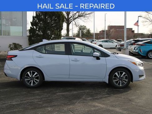 New 2025 Nissan Versa SV w/ Trunk Package FWD image 10