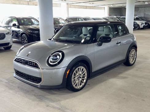 New 2026 MINI Cooper S image 3