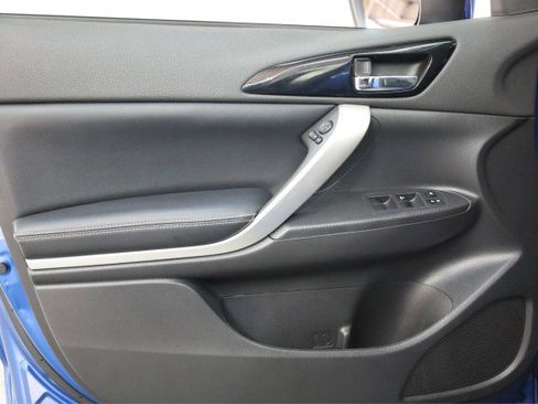 Used 2023 Mitsubishi Eclipse Cross SE image 19