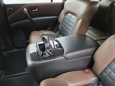 Used 2019 Nissan Armada Platinum image 36