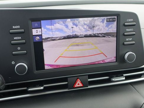 New 2026 Hyundai Elantra SE image 4