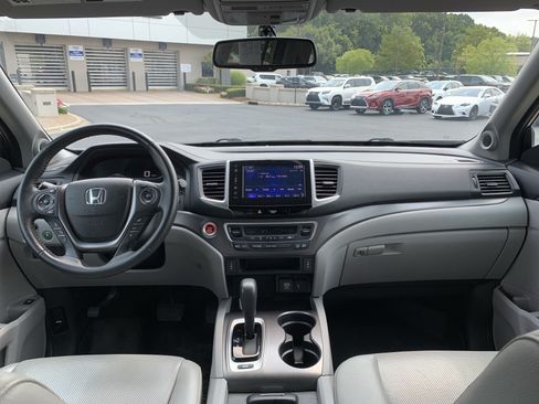 Used 2018 Honda Ridgeline RTL-T image 30