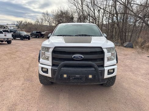 Used 2015 Ford F150 Lariat image 2
