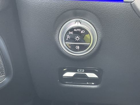 Certified 2024 Mercedes-Benz CLE 300 4MATIC Coupe image 24