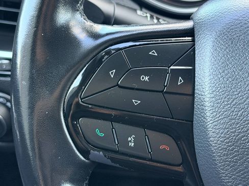 Used 2020 Jeep Cherokee Latitude Plus AWD/4WD image 29