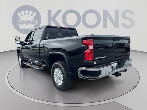 Used 2022 Chevrolet Silverado 2500 LTZ w/ LTZ Plus Package AWD/4WD image 4