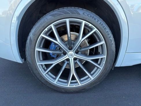 Used 2023 Maserati Grecale Modena AWD/4WD image 19