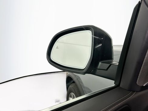 Used 2024 BMW X5 sDrive40i w/ Premium Package image 16