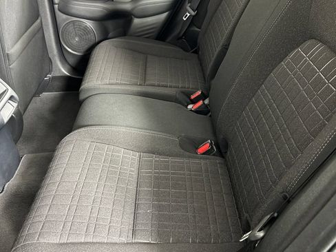 Used 2025 Honda HR-V LX image 16