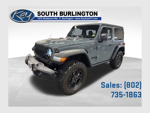 Used 2025 Jeep Wrangler Sport AWD/4WD image 1