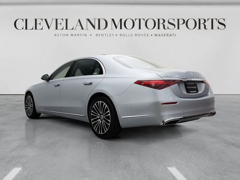 Used 2024 Mercedes-Benz S 580 4MATIC Sedan image 3