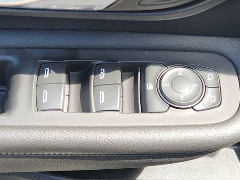 Used 2023 GMC Terrain SLE w/ Driver Convenience Package AWD/4WD image 14