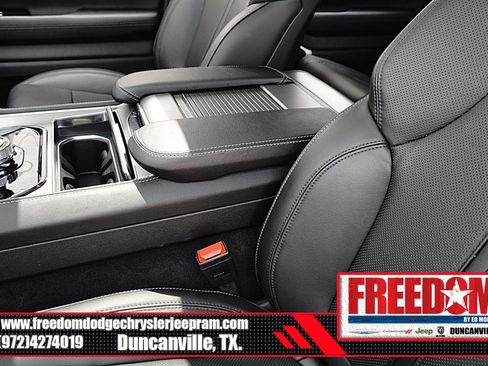 New 2026 Jeep Grand Wagoneer 2WD w/ Premium Group I image 35