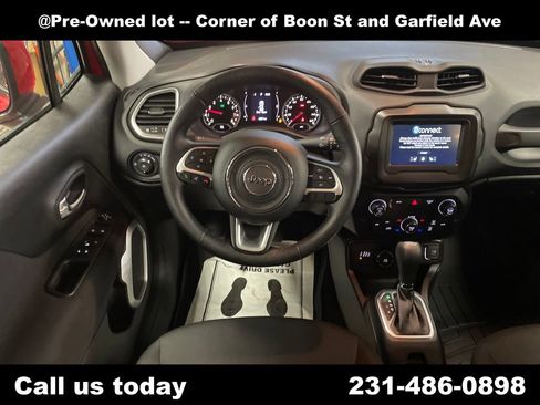 Used 2020 Jeep Renegade Latitude w/ Cold Weather Group AWD/4WD image 17