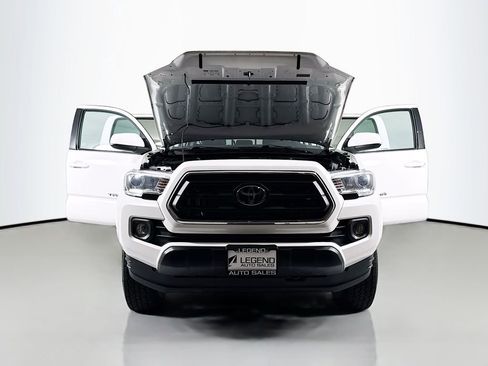 Used 2023 Toyota Tacoma SR5 AWD/4WD image 20