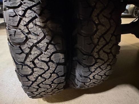 Used 1993 Dodge D/W Truck 350 image 30