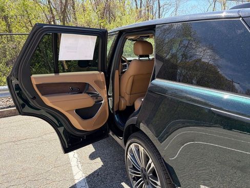 New 2026 Land Rover Range Rover SE AWD/4WD image 12