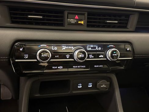 New 2026 Honda Pilot Touring image 26