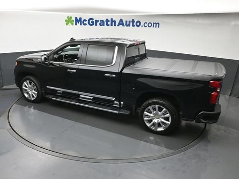 Used 2025 Chevrolet Silverado 1500 High Country w/ High Country Premium Package AWD/4WD image 24