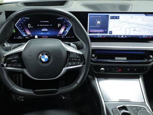 Used 2025 BMW 430i Convertible RWD image 16