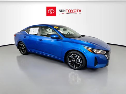 Used 2024 Nissan Sentra SV FWD image 1