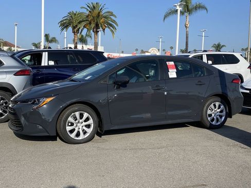 Certified 2026 Toyota Corolla LE image 2