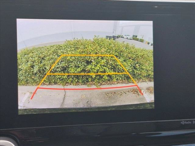 Used 2022 Kia Sorento S w/ Panoramic Sunroof Package AWD/4WD image 12