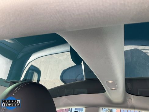 Used 2023 Tesla Model 3 Standard Range image 32