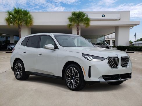 New 2026 BMW X3 xDrive30i w/ Premium Package AWD/4WD image 3