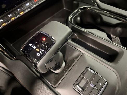 New 2026 GMC Sierra 1500 AT4 w/ Technology Package image 25