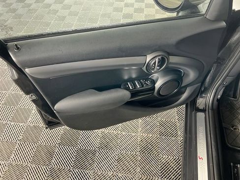 Used 2023 MINI Cooper S FWD image 18