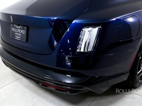 New 2026 Rolls-Royce Spectre Black Badge image 40