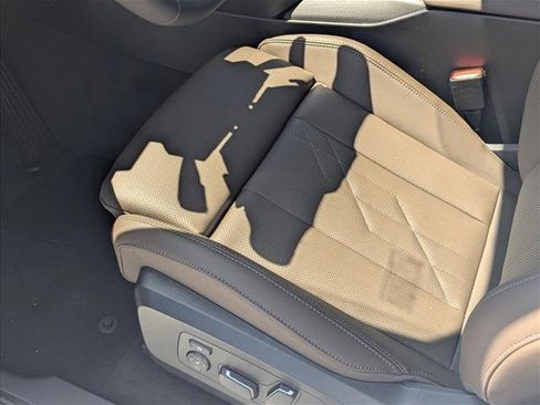 Used 2025 BMW X3 xDrive30i w/ Convenience Package image 4