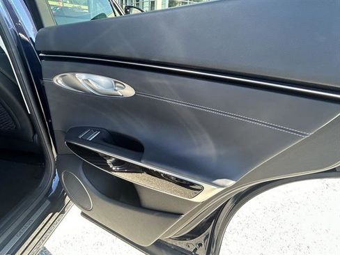 Used 2025 Genesis GV70 2.5T image 25