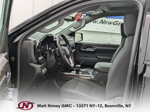 Used 2023 GMC Sierra 1500 Elevation w/ X31 Off-Road Package AWD/4WD image 5