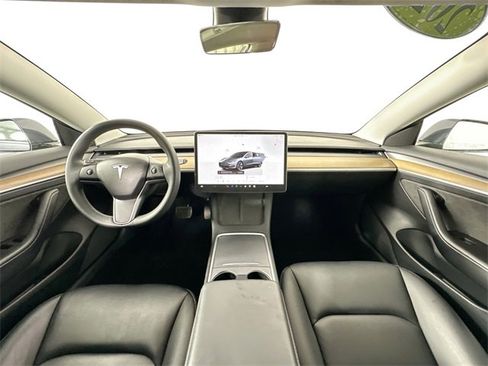 Used 2022 Tesla Model 3 Long Range image 3