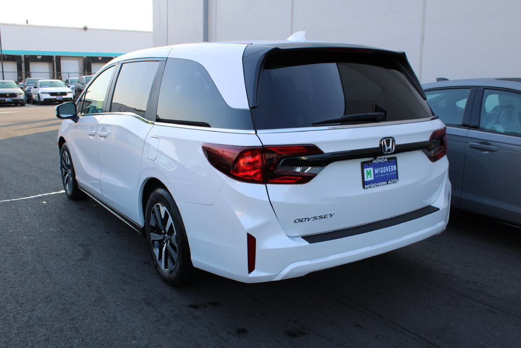 New 2026 Honda Odyssey EX-L image 9