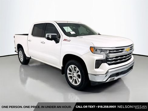 Used 2023 Chevrolet Silverado 1500 LTZ w/ Z71 Off-Road Package AWD/4WD image 3