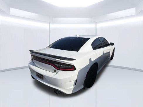 Used 2023 Dodge Charger Scat Pack w/ Plus Group RWD image 3