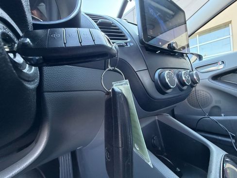 Used 2017 Kia Forte LX FWD image 30