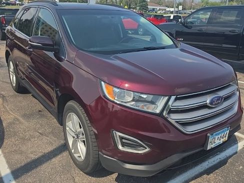 Used 2018 Ford Edge SEL w/ Equipment Group 201A AWD/4WD image 3