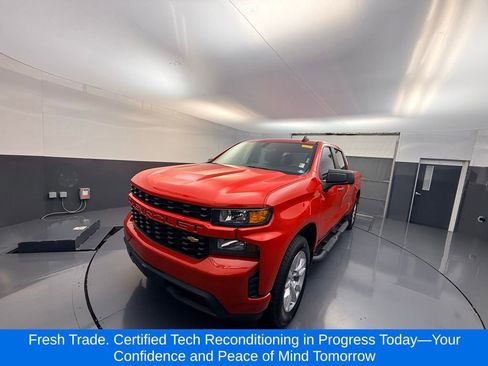 Used 2022 Chevrolet Silverado 1500 Custom RWD image 1