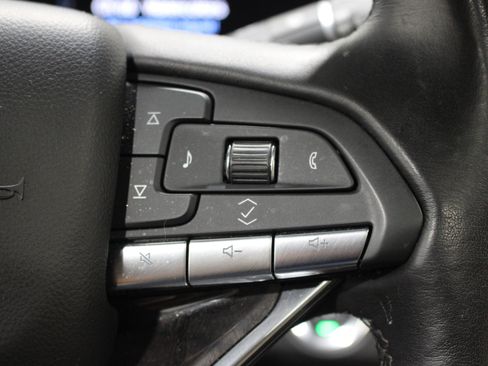 Used 2021 Cadillac Escalade Premium Luxury w/ Driver Assist Tech Package AWD/4WD image 13