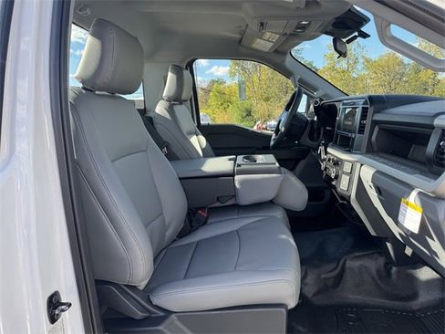 New 2026 Ford F550 4x4 Regular Cab Super Duty image 17