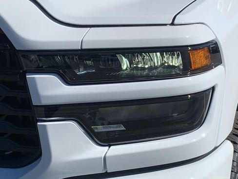 New 2026 RAM 2500 Big Horn AWD/4WD image 11