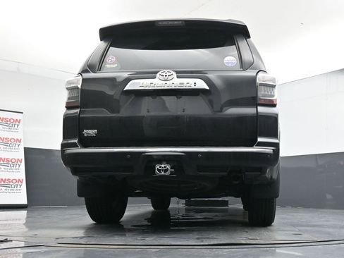 Used 2021 Toyota 4Runner Limited image 23