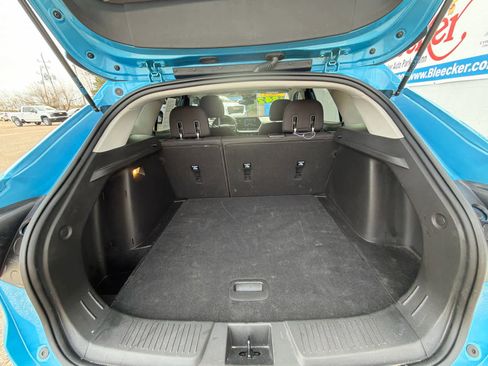 Used 2025 Chevrolet Trax LS image 26