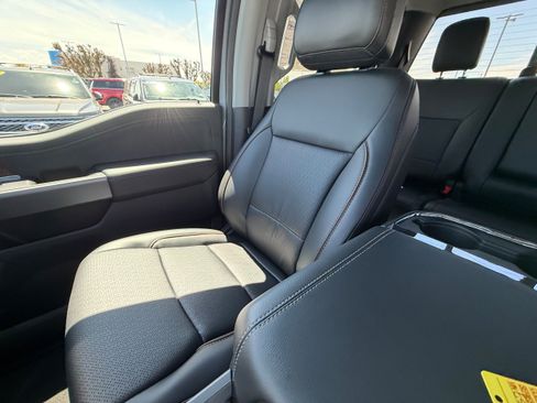 New 2026 Ford F350 Lariat w/ Black Appearance Package AWD/4WD image 33